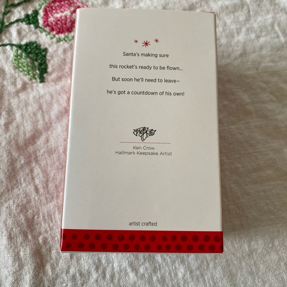 Hallmark’13 Toymaker Santa Series - Picture 11 of 12